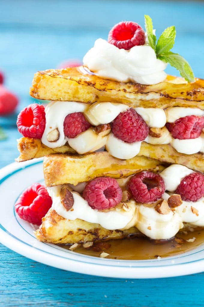 Stuffed French Toast | Cream Cheese Stuffed French Toast | French Toast Recipe #frenchtoast #raspberry #creamcheese #breakfast #brunch #ezlod Stuffed french toast filled with cream cheese and raspberries.