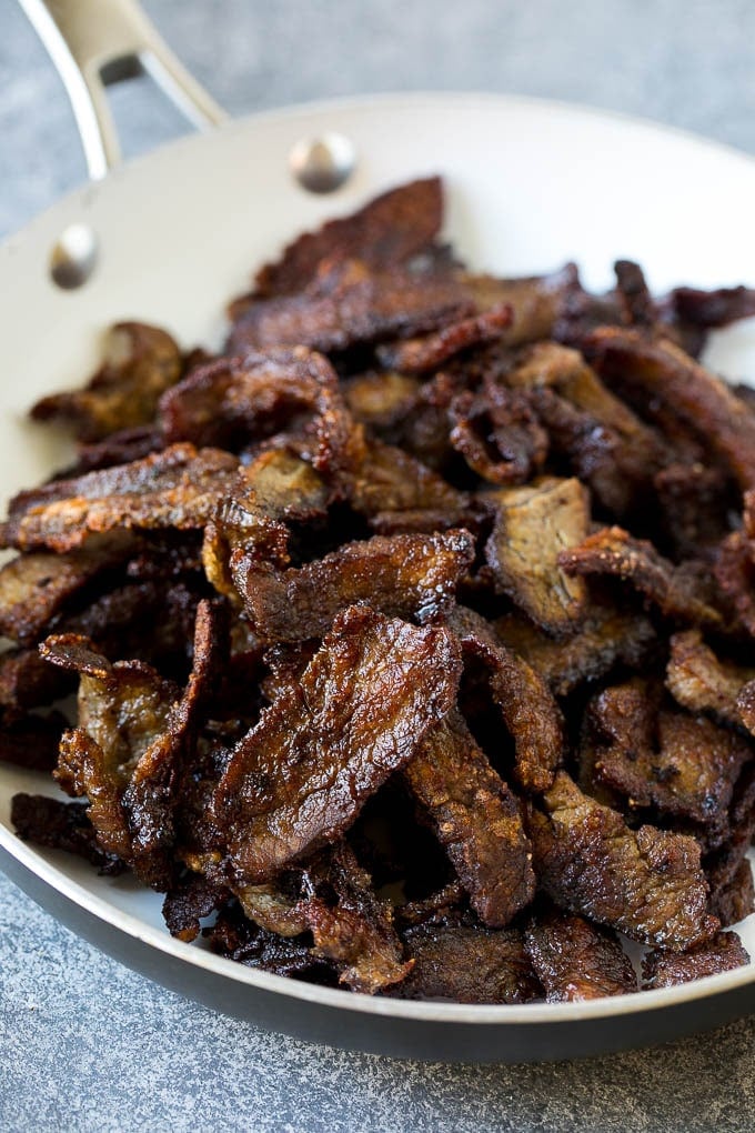 Mongolian Beef Recipe | Asian Beef Recipe | Chinese Beef | Beef Stir Fry #Chinese #Mongolian #Asian #mongolianbeef #beef #ezlod #dinner Seared crispy flank steak pieces.