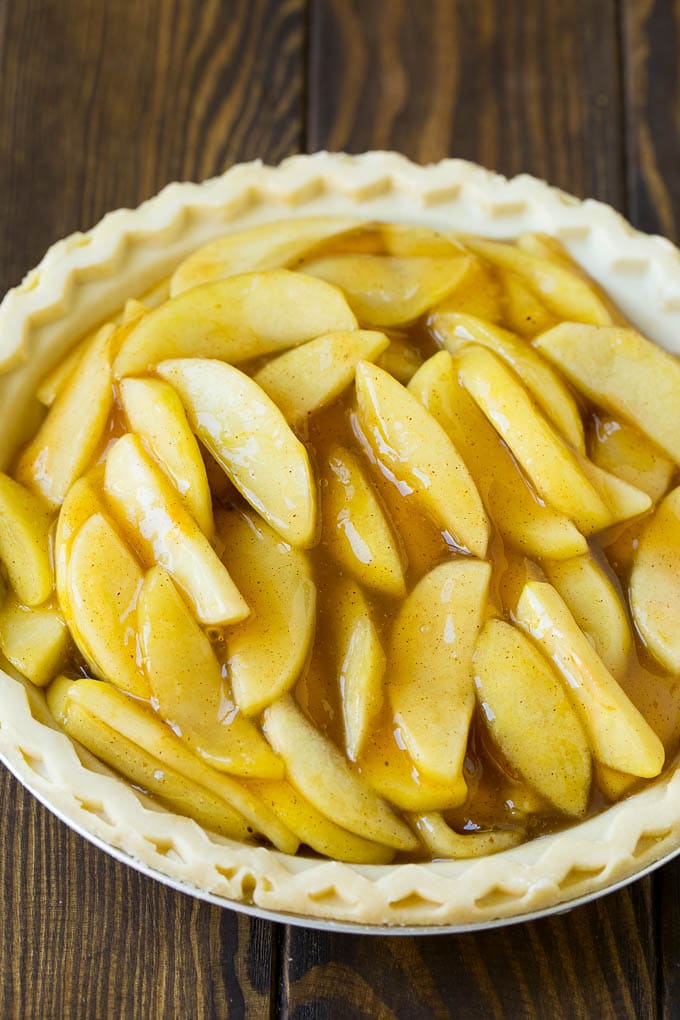 Dutch Apple Pie Recipe | Homemade Apple Pie #pie #apple #dessert #baking #fall #ezlod Apple filling inside of a pie crust.
