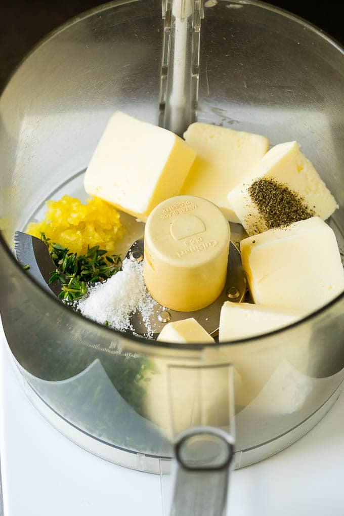 Thanksgiving Turkey Recipe | Roasted Turkey #turkey #thanksgiving #fall #dinner #ezlod Butter, garlic herbs and seasonings in a food processor.