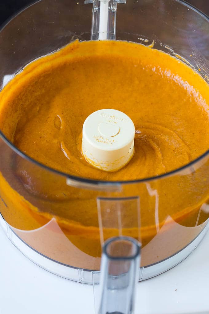 Homemade Pumpkin Pie Recipe | Pumpkin Pie #pie #pumpkin #baking #thanksgiving #fall #dessert #ezlod Pie filling pureed in a food processor.