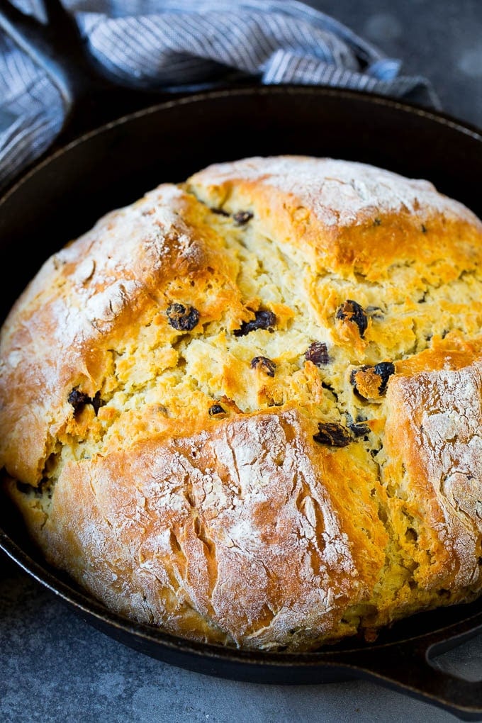Irish Soda Bread Recipe #bread #baking #stpatricksday #sidedish #ezlod Irish soda bread baked in a cast iron skillet.
