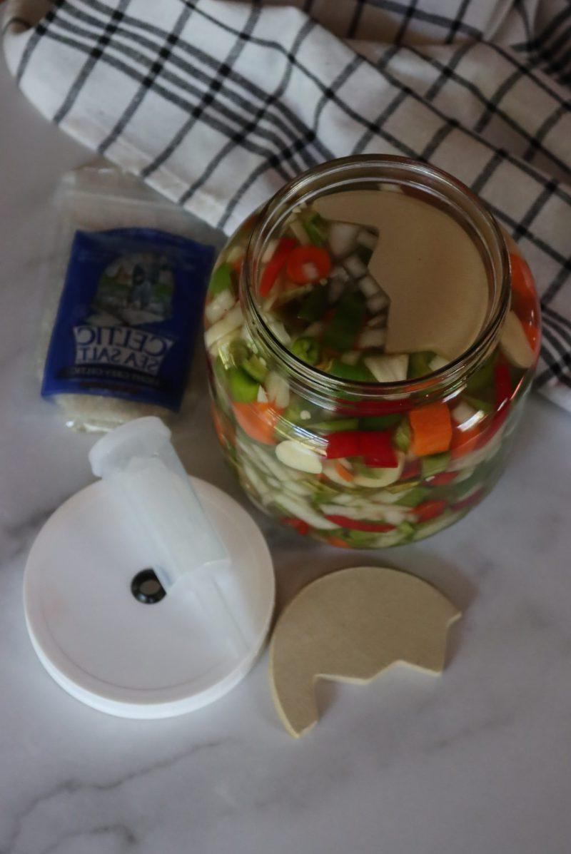 Πώς να Φτιάξετε Ζυμωμένη Καυτερή Σάλτσα 4 Using Fermented Hot Sauce Kit