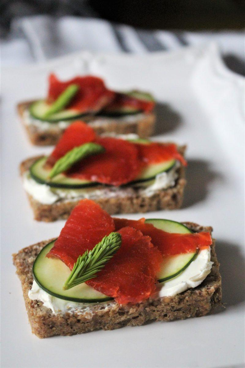 Homemade gravlax