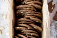 Vegan Brunkager: Spiced Danish Cookies