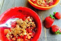 Homestyle Strawberry Rhubarb Crisp
