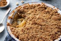 Vegan Rhubarb Apple Crumble