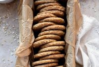 Vegan Spiced Oat Cookies
