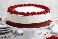 Vegan Red Velvet Cheesecake Cake