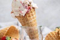 Vegan Strawberry Cheesecake Ice Cream