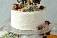Gingered Christmas Fruitcake, Rustically Adorned