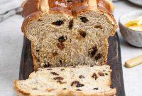 Vegan Hot Cross Bun Loaf