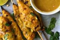 Chicken Satay with Creamy Peanut Dipping Sauce