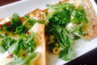 Peppery Arugula and Creamy Triple Cheese White Pizza