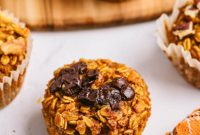 Spiced Pumpkin Oatmeal Muffins