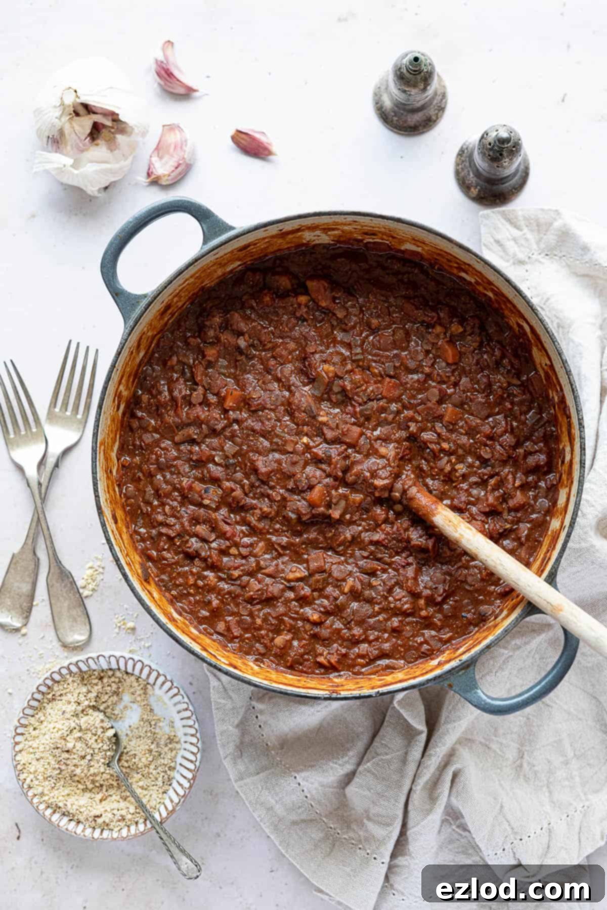 A pan of vegan lentil walnut bolognese sauce.