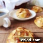 Cardamom Almond Cinnamon Rolls 1 Cardamon almond cinnamon buns - Domestic Gothess