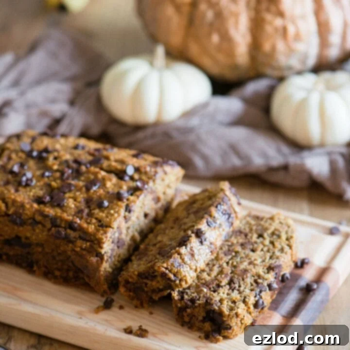 Healthy Pumpkin Oatmeal Banana Bread
