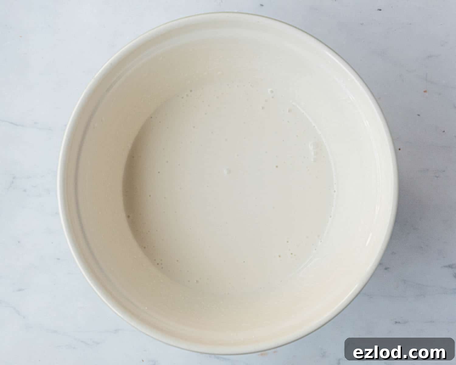 Step 5: The smooth mixture of cornstarch and evaporated coconut milk, essential for the vegan pie filling.