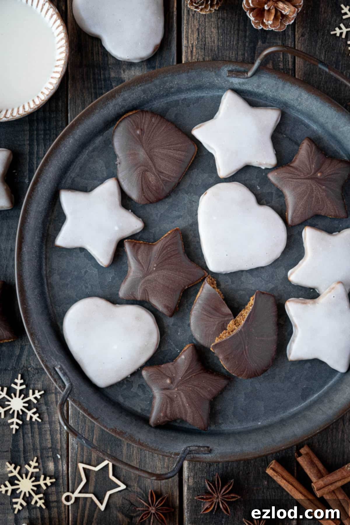 Close up of a tray of vegan Lebkuchen, beautifully glazed and arranged.
