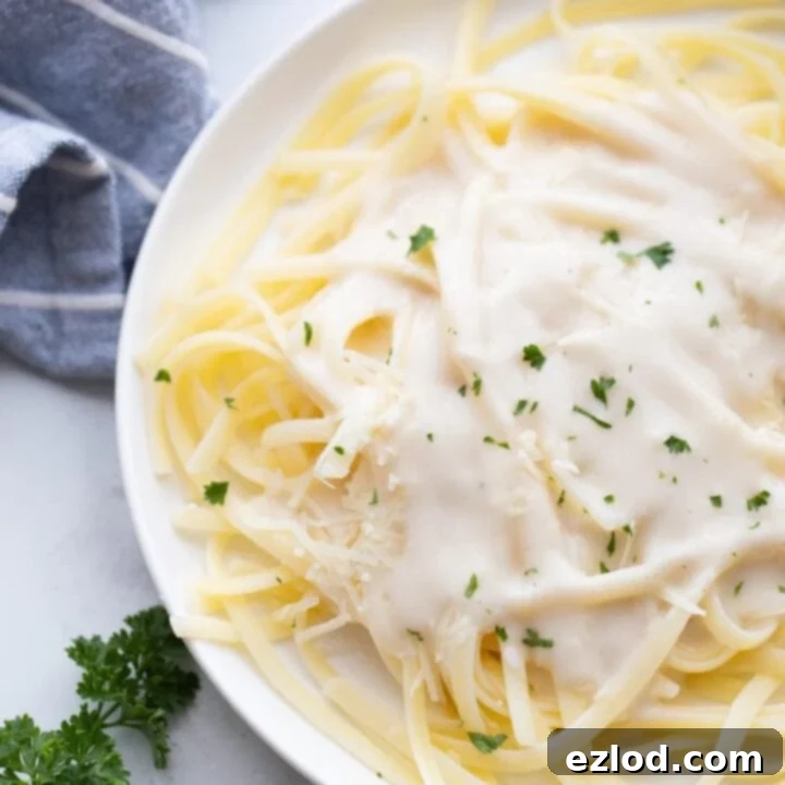 Grilled Chicken with Broccoli and Healthy Alfredo Sauce Pasta