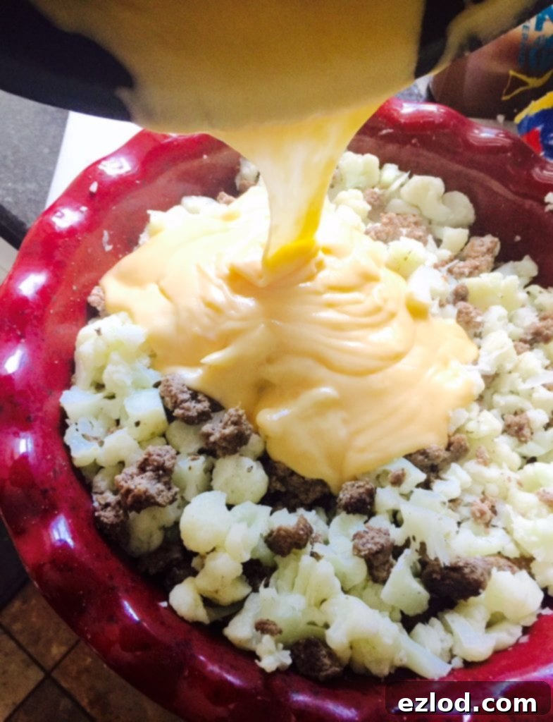 Cheesy Cauliflower Cheeseburger Mac for 21 Day Fix