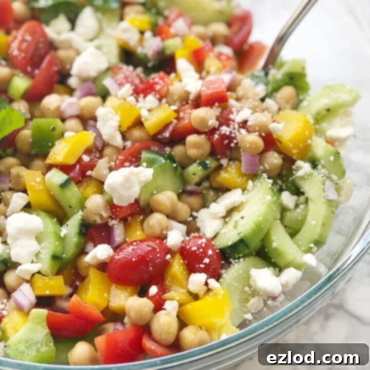 Easy Mediterranean Chickpea Salad