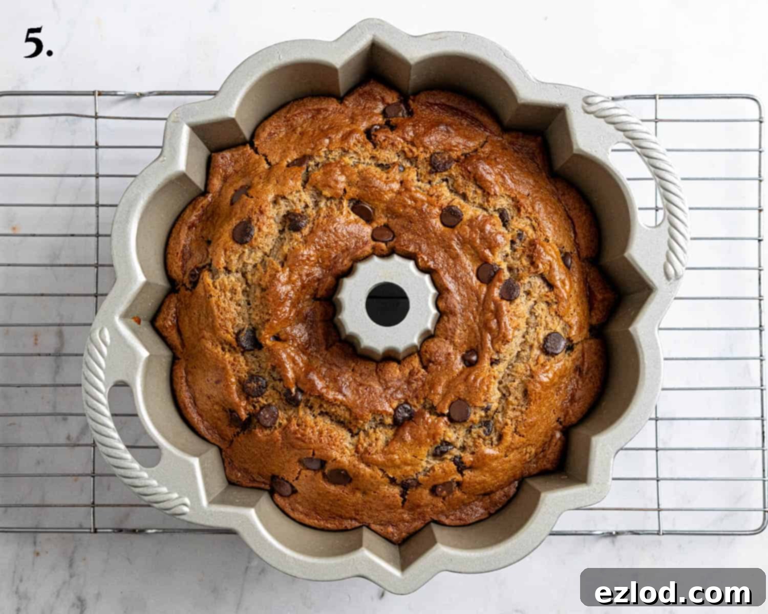 Step 5, the baked cake.