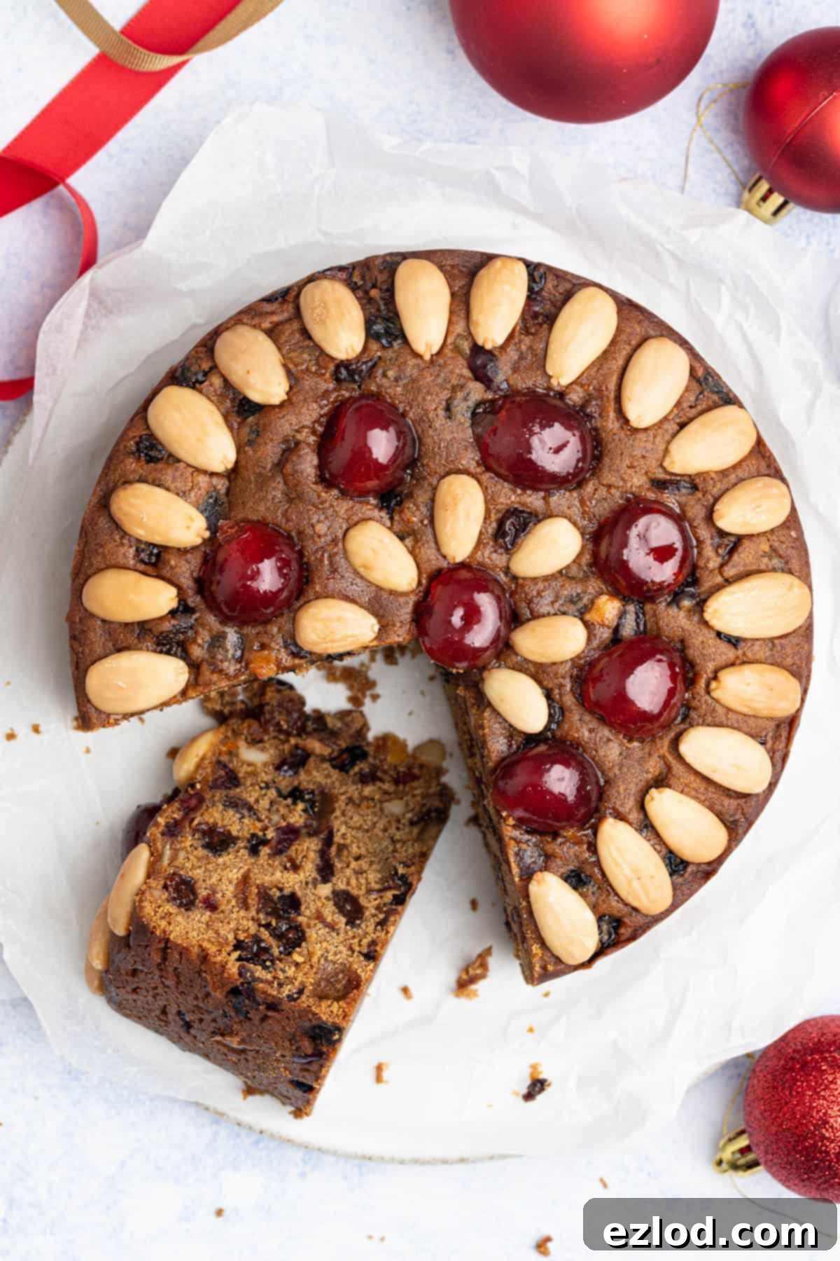 A shot of the small batch vegan Christmas cake from above.