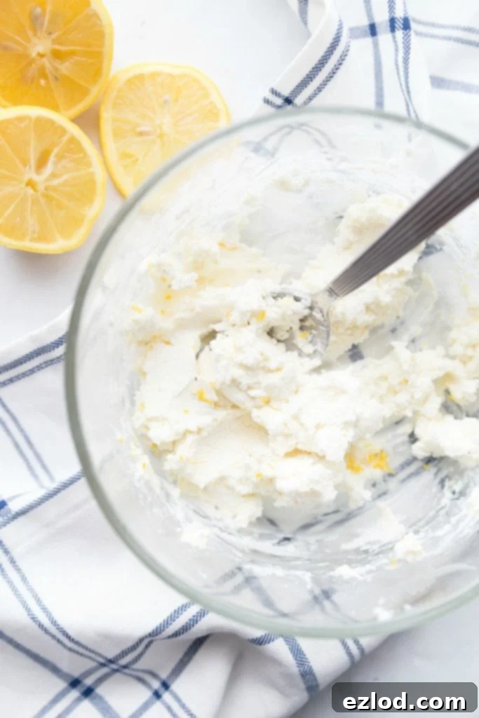 21 Day Fix Pork Chops with Goat Cheese Butter | Confessions of a Fit Foodie