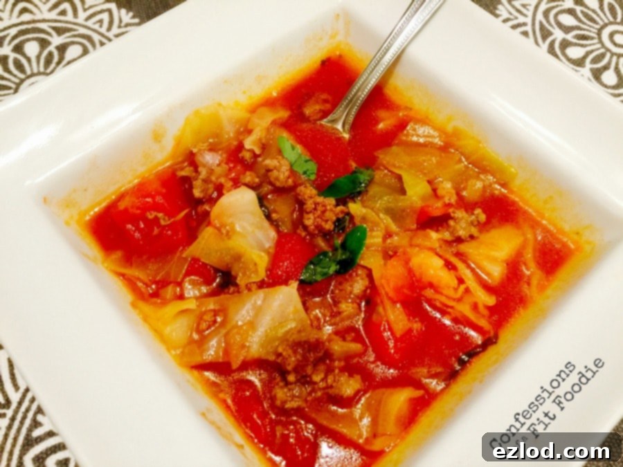 Cabbage Roll Soup - a budget-friendly and surprisingly delicious 21 Day Fix favorite.