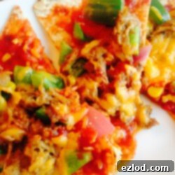 Pork Enchiladas Flatbread Pizza - a quick and easy 21 Day Fix approved comfort food meal. | Confessions of a Fit Foodie