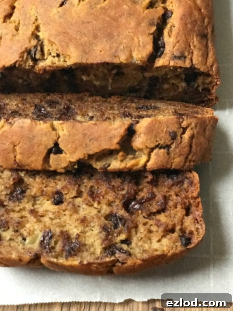 21 Day Fix Banana Bread, a gluten-free and dairy-free healthy dessert or snack.