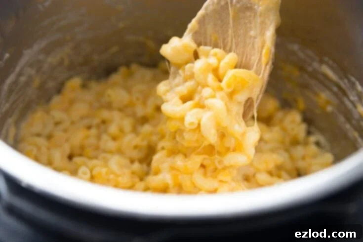 Instant Pot Mac and Cheese for 21 Day Fix with cauliflower puree
