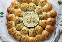 Pillowy Vegan Garlic Dough Balls