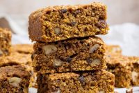 Vegan Pumpkin Spice Oat Bars
