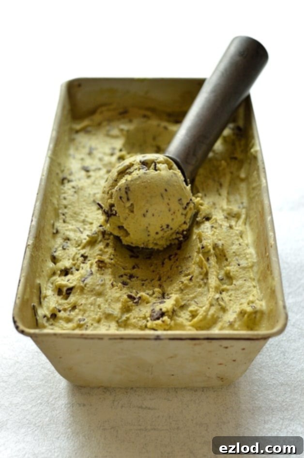 Artisan Pistachio Stracciatella Delight 1 featured 3740