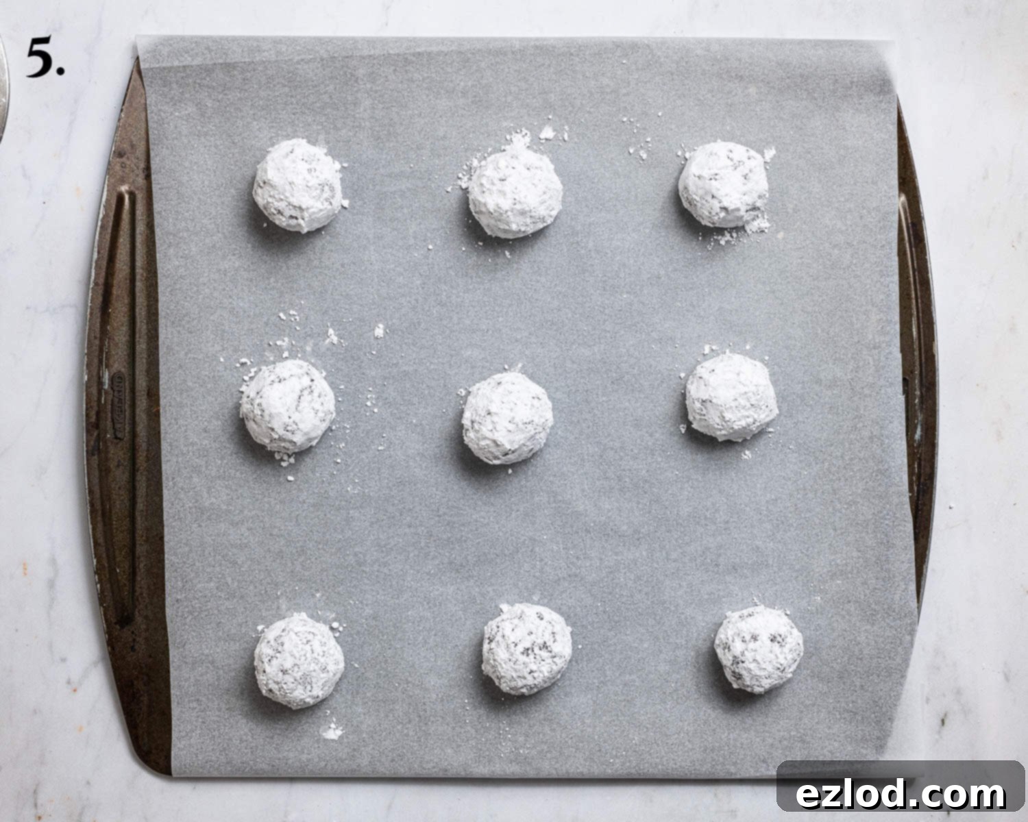 Step 5, the cookies on the baking sheet before baking.