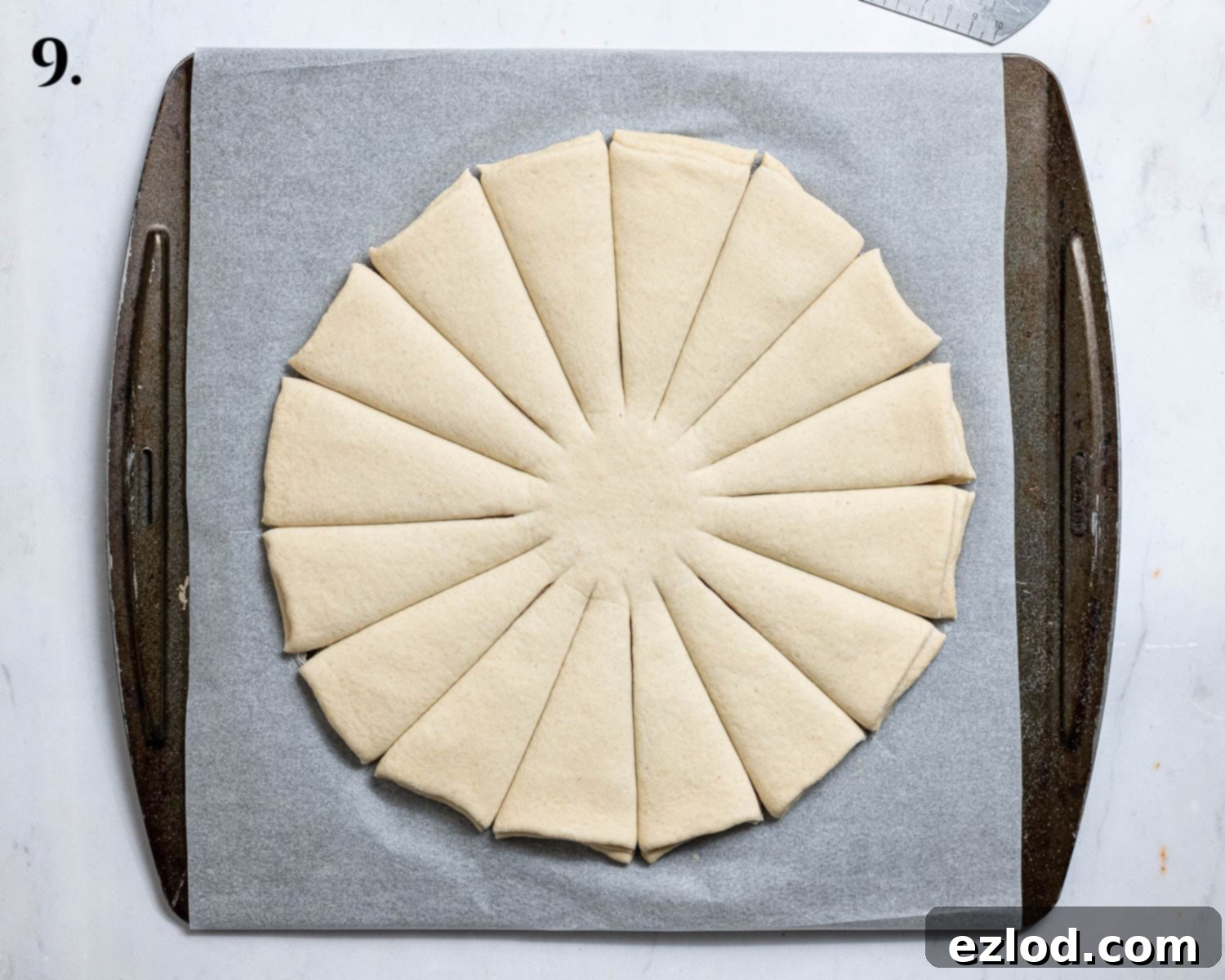 Vegan Cinnamon Star Bread 13 Step 9, the dough divided into 16.