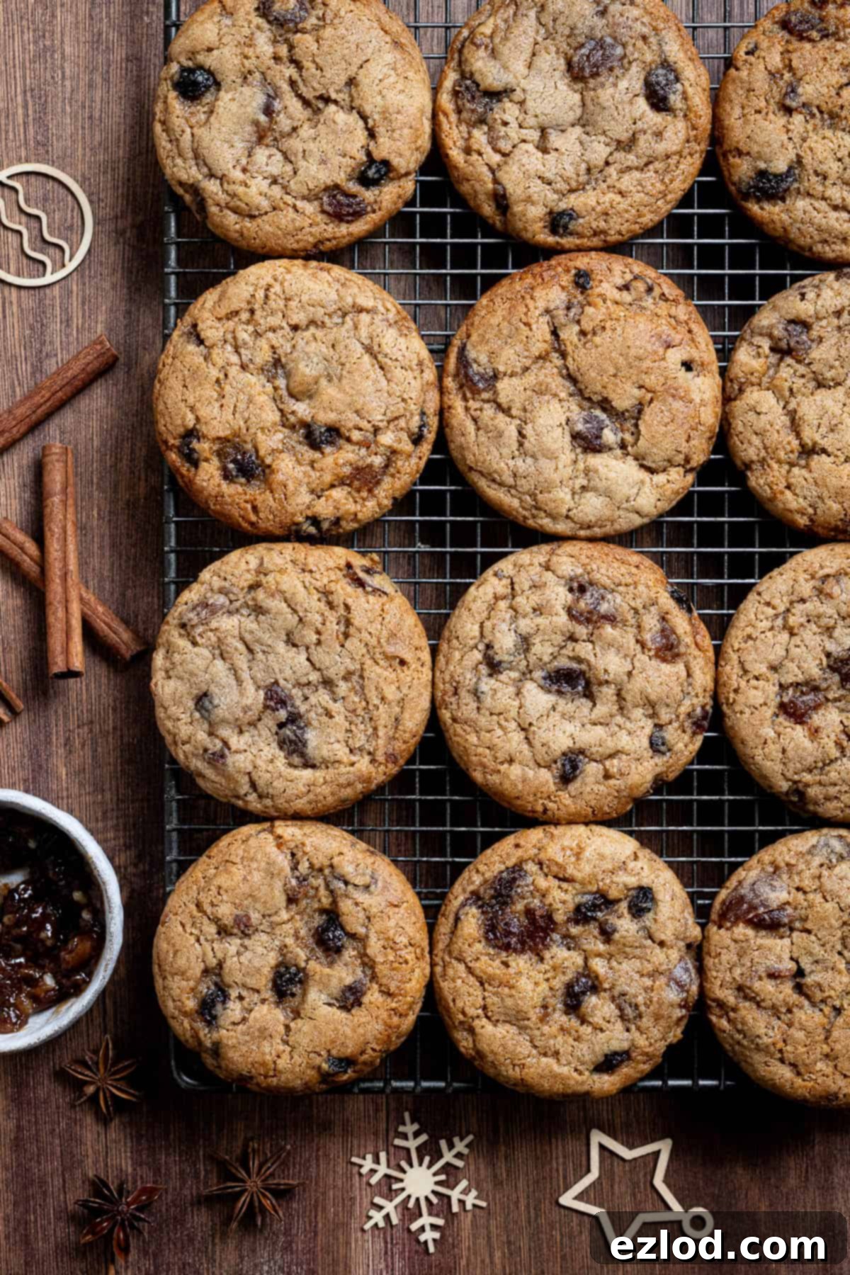 Mincemeat cookies on a wire cooling rack.